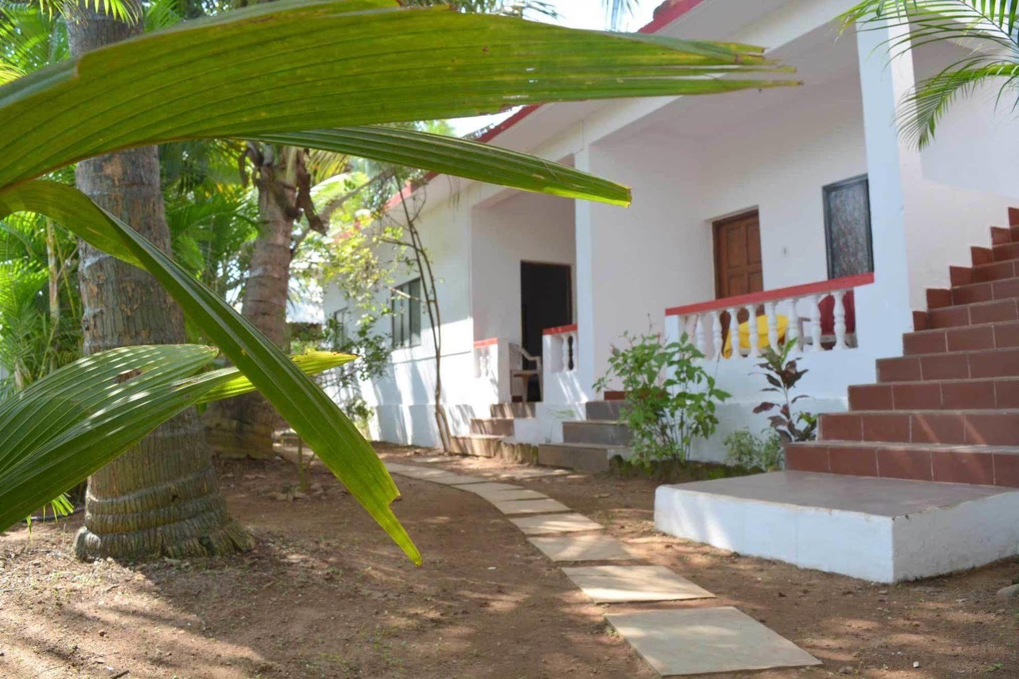 Seaprincess Guesthouse Anjuna Exterior photo