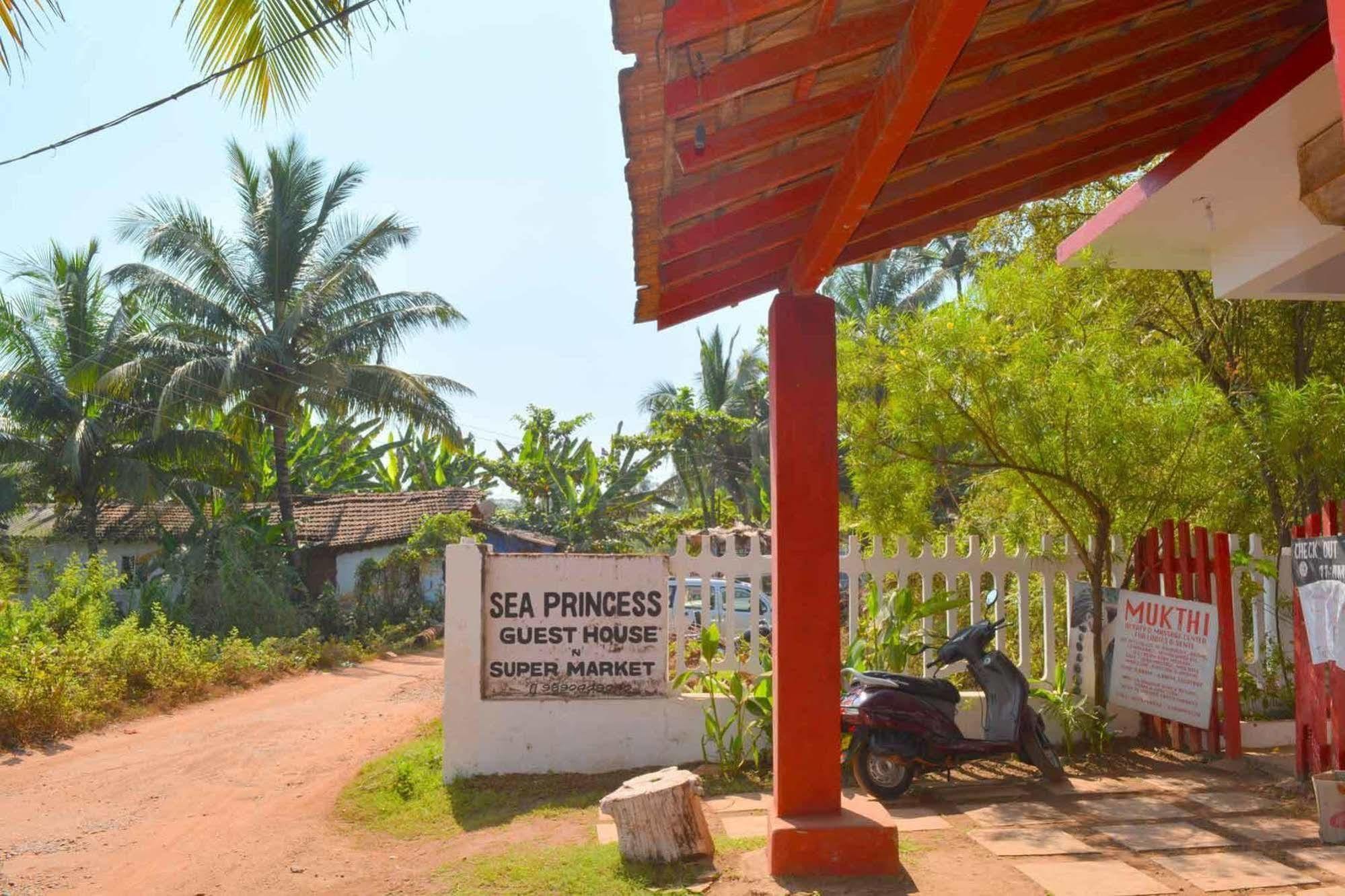 Seaprincess Guesthouse Anjuna Exterior photo